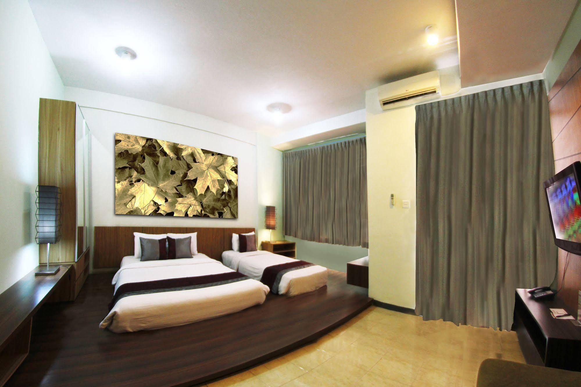 Cimahi Valore Hotel מראה חיצוני תמונה