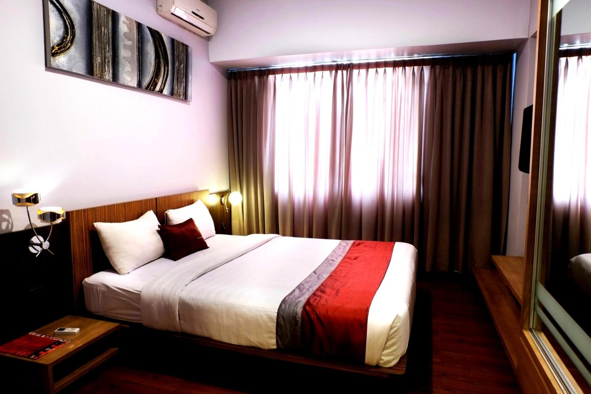 Cimahi Valore Hotel מראה חיצוני תמונה