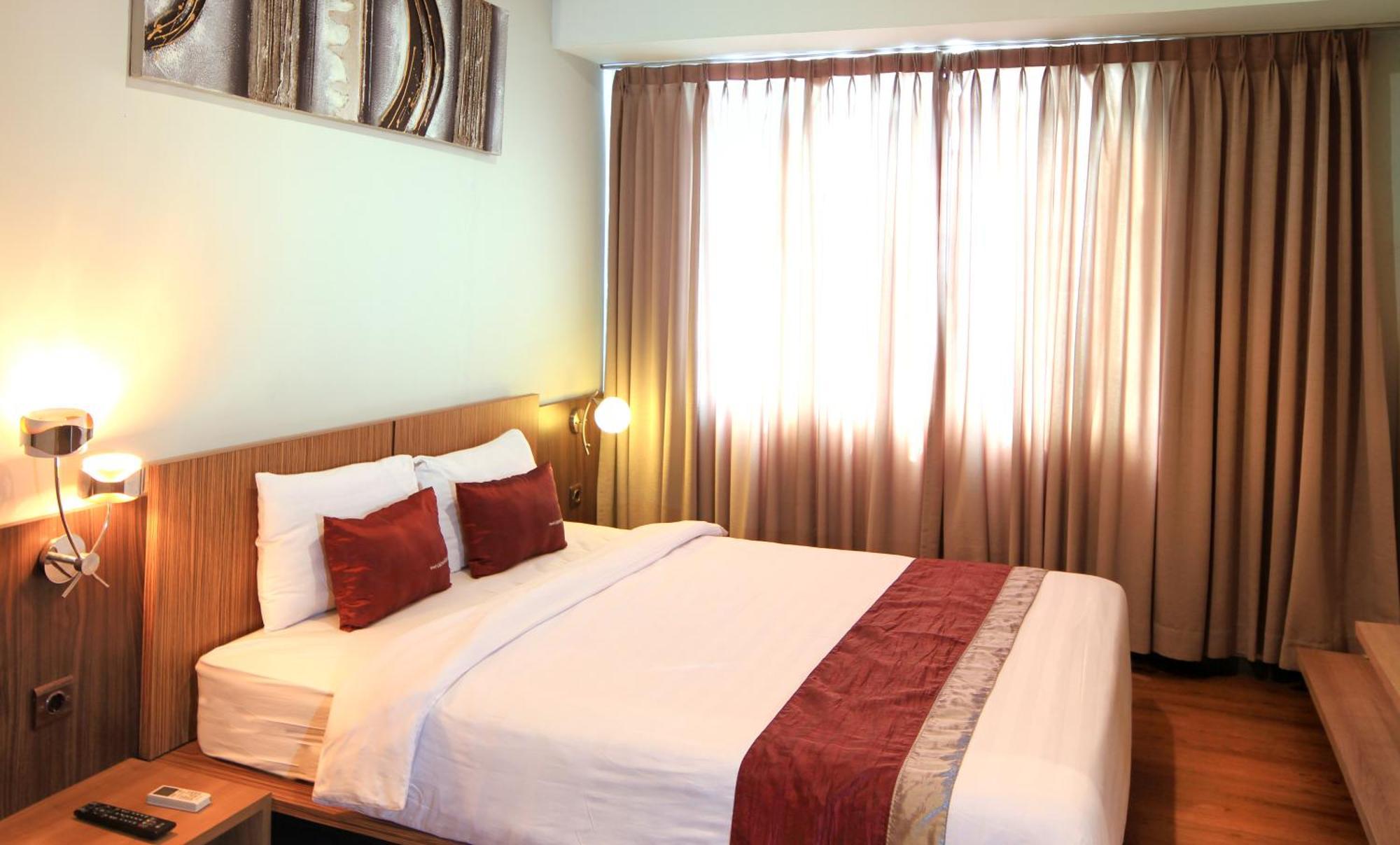 Cimahi Valore Hotel מראה חיצוני תמונה