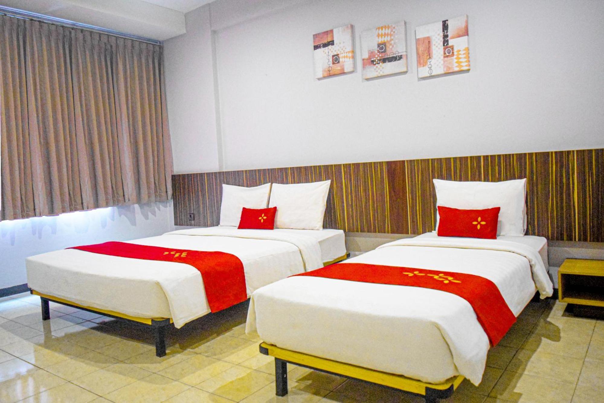 Cimahi Valore Hotel מראה חיצוני תמונה