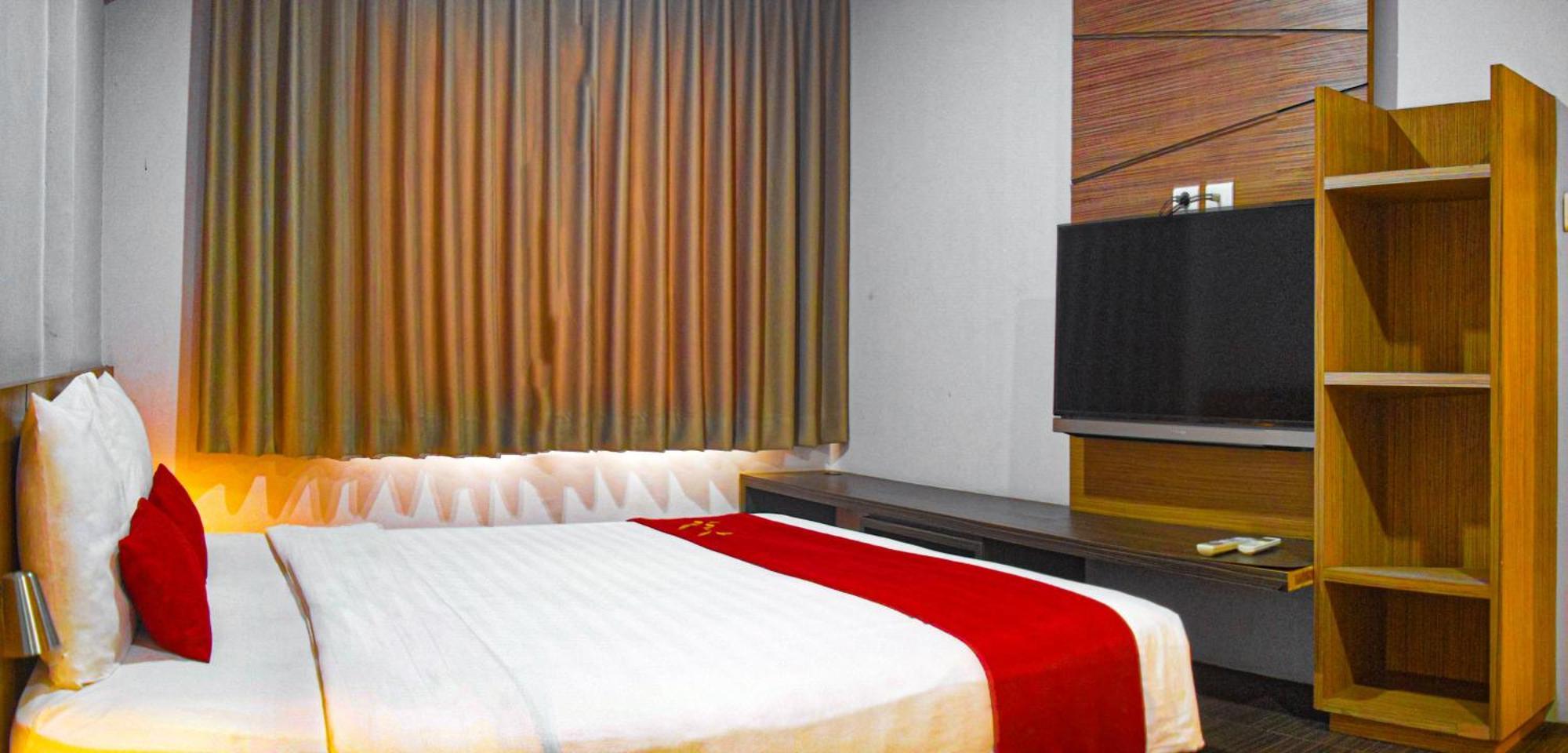 Cimahi Valore Hotel מראה חיצוני תמונה