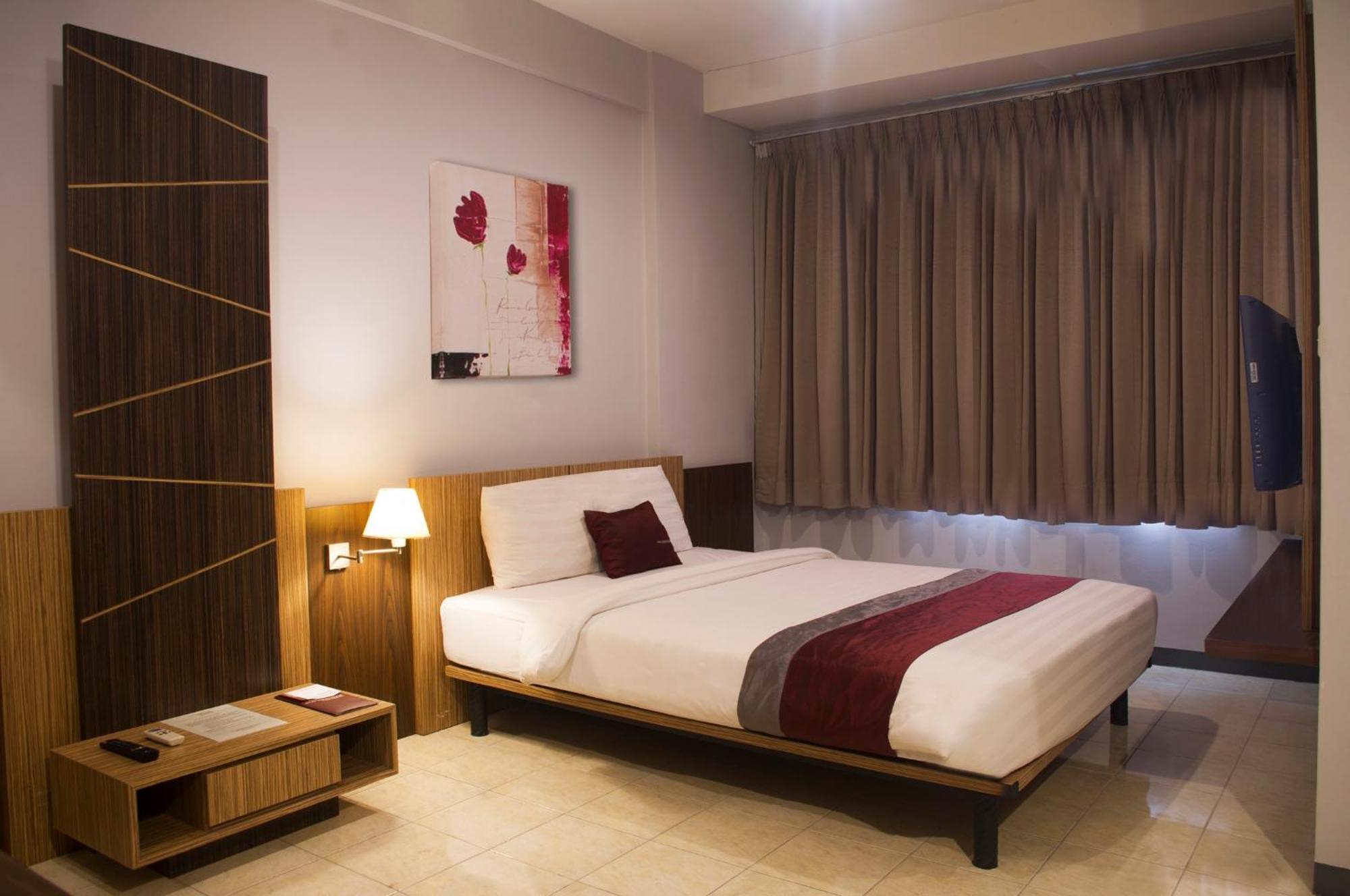 Cimahi Valore Hotel מראה חיצוני תמונה